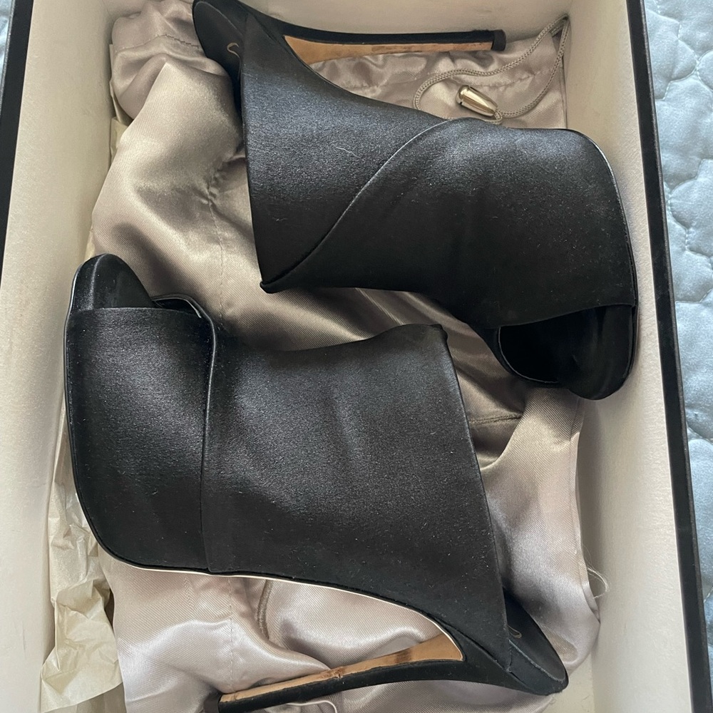 Used Giuseppe zanotti heels